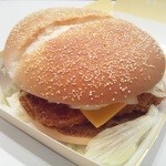 McDonald's Ionmorukumiyamaten - ホットグルービーチキン（期間限定）