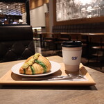 TWIST AND COFFEE Ionmoru Okazaki Ten - 