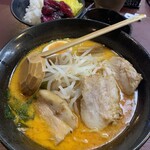 Ramen Hongotei Hon Ten - 四川ラーメン　チャーシュー3枚　¥900(税込)