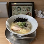 自家製麺 らぁ麺食堂W - 牡蠣塩ラーメン1,180円＋替え玉150円