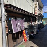 Ichiban - 下仁田町が人口最盛期の面影をしっかり残す店構え。井之頭五郎さんも訪問された。