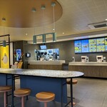 McDonald's Kishiwada Kankan Mae Ten - 店内の風景　2024.4