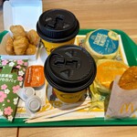 McDonald's Kishiwada Kankan Mae Ten - エッグマフィンセットとソーセージマフィンセット、抹茶黒蜜わらび餅パイ　2024.4