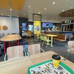 McDonald's Kishiwada Kankan Mae Ten - 店内の風景　2024.4