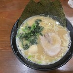 Yokohama Ramen Mine no Ie - 味玉ラーメン