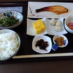 はだの万葉倶楽部 - 日本の朝食は和食ですね。