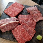 Wagyu Sumibi Yakiniku Sugiyama - 