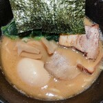 フジツネらーめん 濃厚太麺倶楽部 - 料理写真:フジツネラーメン　2024.04.07