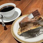 Marufuku Coffee Ten Tokyu Yoshijoji Ten - ケーキドリンクセット 1,240円
                        チョコタルト、ホットコーヒー