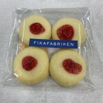 FIKAFABRIKEN - ラズベリージャムクッキー 280円（税込）