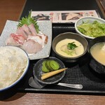 Umai Sushi to Sakana Ryori Uo KUNI Kawasaki - 刺身定食