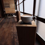 ROJI COFFEE&BOOKS - 