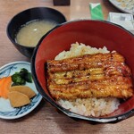 Unagiya Tojo - 2024.4うな丼1950円 汁をしじみにﾁｪﾝｼﾞ100円