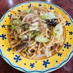 お食事処たかくら - ホルモンうどん