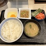 Yoshinoya Shimotakaidoekiten - 納豆定食430円