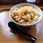 釜揚げ屋 - 料理写真:えびとじゃがいものかき揚げうどん700円ネギ抜き