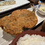 Robata Yaki Taishu Sakana Shokudo Saizo Iidabashi - 肉厚大あじフライ定食