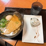 Osaka Dashi no Udonya Hirohiro Aduchi Ten - うどん・おにぎり