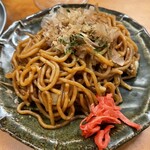 Tachinomi Dokoro Heso Gotanda Ten - 100円の焼きそば