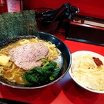 Yokohama Iekei Ramen Komaoka Ya - 