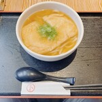 出雲そば やきとり とびた - きつねうどん①