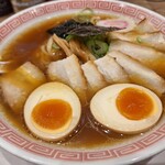 Kouraku En Akihabara Ekimae Ten - 味玉、チャーシュートッピング。