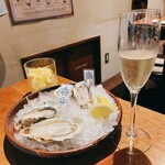 TRINITY OYSTER HOUSE Ginza Ten - オイスター