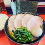 Yokohama Iekei Ramen Komaoka Ya - 