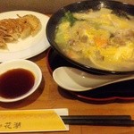 花湖 - 「五目ラーメン」と「餃子」