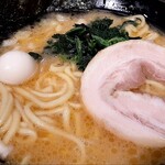 黒磯商店 - 豚骨醤油ラーメン