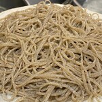 Soba Kura Tomi - 牡丹蕎麦(北海道)玄挽きぐるみ+丸抜きの粗挽き