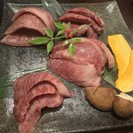 島田屋 - 白老牛4点盛り