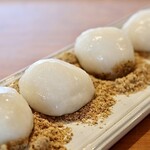 キャトル - 料理写真:黒蜜きな粉の白玉団子