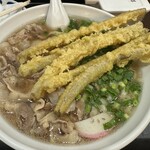 お食事処 はればれ - 肉うどん 大盛り ごぼ天トッピング