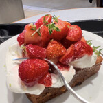 DEAN & DELUCA CAFE NEWoMan - 