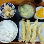 おけいちゃん - さより天婦羅定食