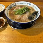 Mondo - 蔵出し醤油麺