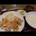 焼肉居酒屋 唐次郎 - 唐揚げ定食