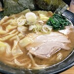 Ryuu getsu - 豚骨醤油ラーメン