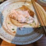 Seafood Sushi Izakaya Shichifuku Hon Ten - チキン南蛮を取り分けて。