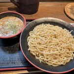 Mendo Hattori - 濃厚つけ麺(中盛)/830円♪