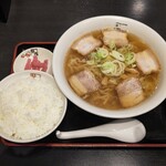 Kitakata Ramen Bannai Shonan Samukawa Ten - 喜多方ラーメン大盛りと、大ライス。