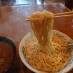 Taisho Ken - そしてあつもりを頼んだので
                        麺には水締めした締り感は無く
                        軽くモッチリとした食感があり
                        時間経過でそれも無くなっていく