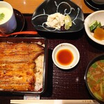 Nihonbashi Unagi Isesada Ikebukuro Nishibu Ten - 湯葉もたっぷりついていました！