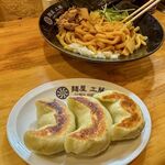 手打ち中華蕎麦 麺屋 工藤 - 手包み餃子　320円