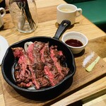 Meat Kitchen log50 Shinjuku Sanchome Ten - 牛ハラミステーキ