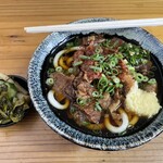 肉うどん まつだ - 料理写真: