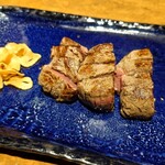 Teppanyaki Steak Restaurant Heki Maki Shi Ten - テンダーロインステーキとガーリックチップ。