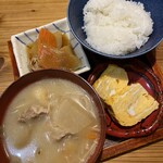 Hirata Ekimae Shokudo Katsukawa - 豚汁定食⟡.·*.具だくさん豚汁⟡.·*.白飯が 美味しいよ〜♬.*ﾟ