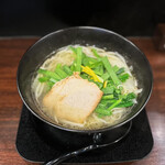 Hakata Nira Soba Kumagusu Ya Nakasu Honten - 